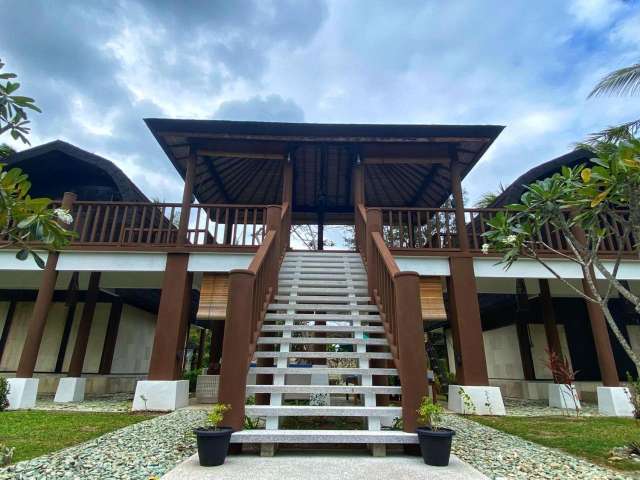 Kudat Riviera Exclusive Beach Villas Exterior foto